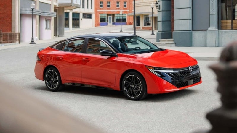 Yenilenen Nissan Sentra tanıtıldı: İşte özellikleri