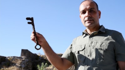 Bitlis Kalesi'ndeki kazı sırasında kalenin anahtarı bulundu