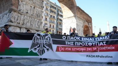 PAOK taraftarından, Maccabi Tel Aviv maçından İsrail'e protesto!