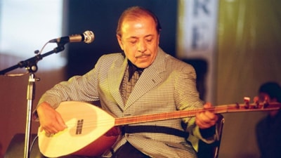 'Bozkırın Tezenesi' halk ozanı Neşet Ertaş, Kırşehir'de mezarı başında anıldı