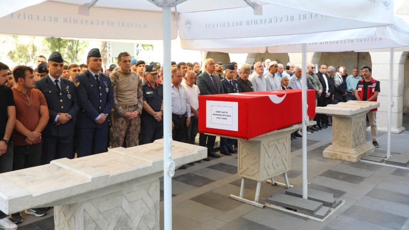 Kore gazisi Mükremin Erturan, Kayseri'de son yolculuğuna uğurlandı