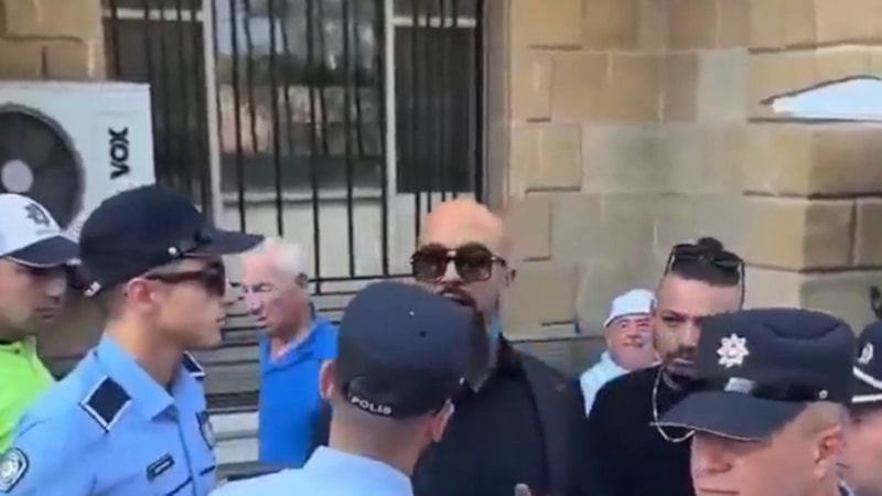 KKTC'de başörtüsü yasağına tepki: Burası Müslüman bir devlettir