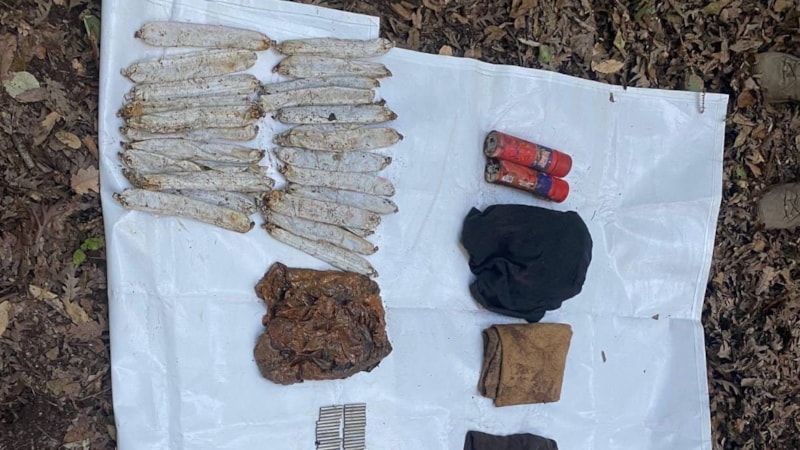 PKK'lı teröristlere ait patlayıcı madde ve fünye ele geçirildi