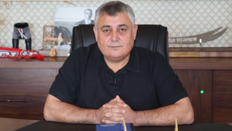 Antalya Aksu Belediye Başkanı İsa Yıldırım, CHP'den istifa etti