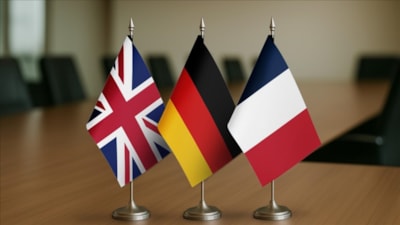 E3 ülkeleri, İran'a BM yaptırımlarını memnuniyetle karşıladı