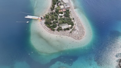 Muğla'nın sahillerinde yoğunluk sürüyor: Sezon kapanmıyor