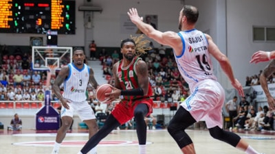 Aliağa Petkimspor, Karşıyaka'ya mağlup etti