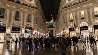 İtalya'da, İsrail'in Gazze'de sürdürdüğü soykırım protesto edildi