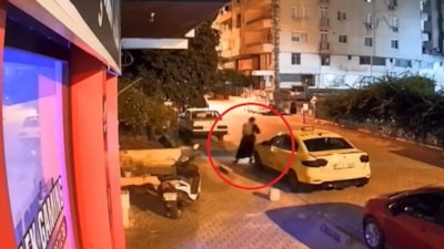 Mersin'de iş yerine ateş açıp patenle kayarak kaçtı