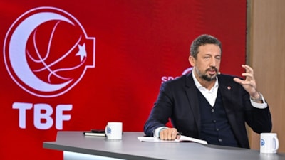 Hidayet Türkoğlu'ndan Basketbol Gelişim Merkezi'nin 1. yılına özel mesaj