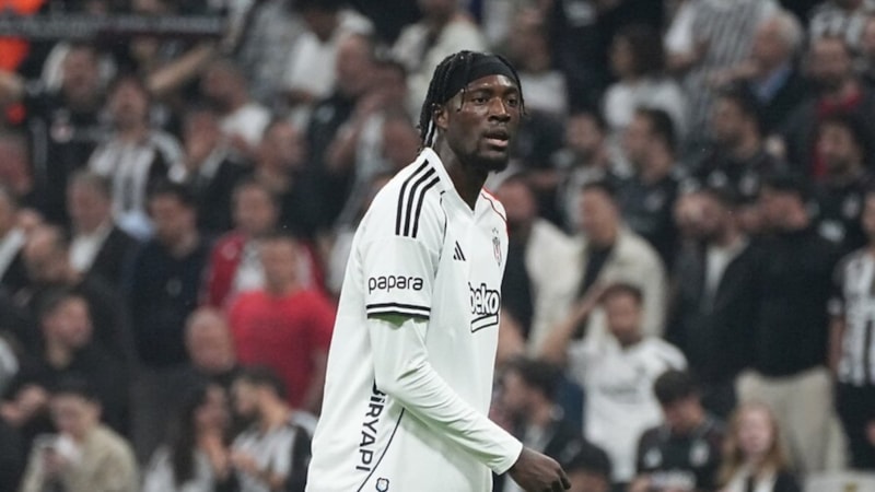 Beşiktaş'ta Tammy Abraham'ın omzu çıktı