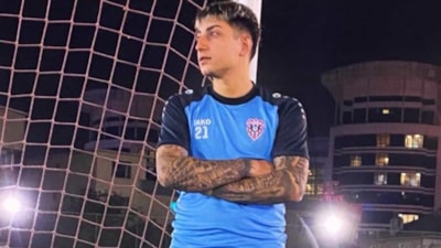 İstanbul'da evinin önünde kurşunlanan genç kurtarılamadı