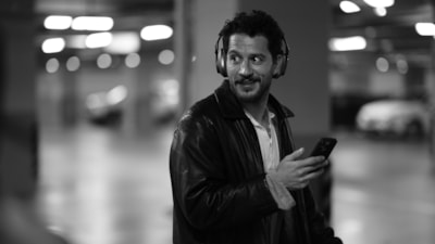 Oyuncu Uraz Kaygılaroğlu'nun acı günü! Babaannesi vefat etti