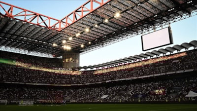 San Siro Stadı'nın Milan ve Inter kulüplerine satışına onay verildi