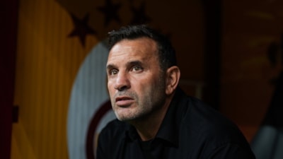 Okan Buruk, Liverpool'a karşı yenilgi yüzü görmedi