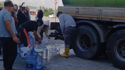 Ankara'da su kesintileri sebebiyle vatandaşlar tanker kuyruğuna girdi