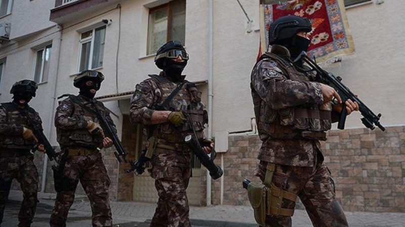 İstanbul'da DEAŞ operasyonunda 13 gözaltı