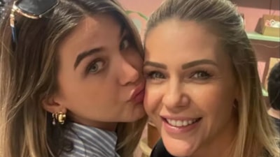 Emine Ün yeni yaşını kutladı! Duru ile pozları çok beğenildi