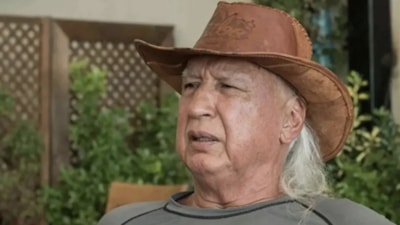 Şener Üşümezsoy canlı yayında sinirlendi: Beni çıldırtıyorsunuz