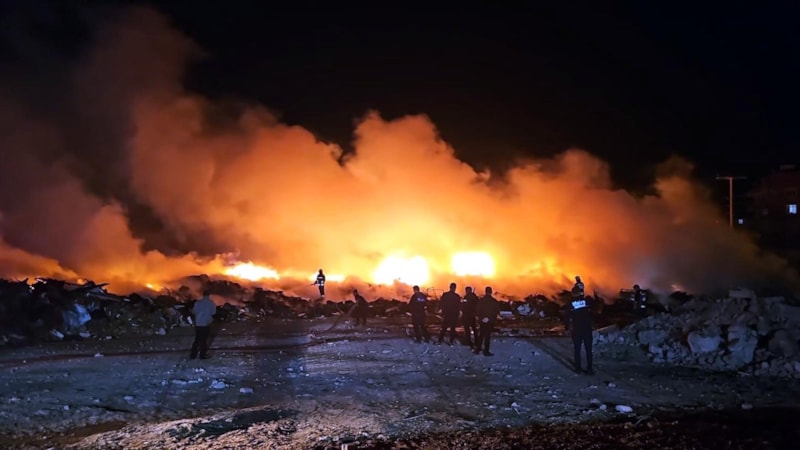 Tekirdağ'da hurdalıkta yangın