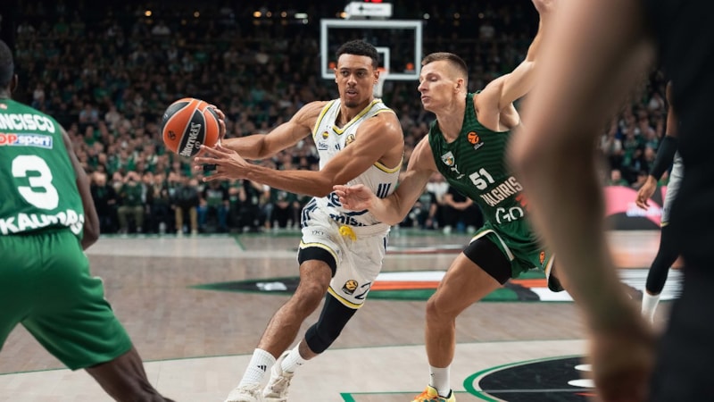 Fenerbahçe, Zalgiris'e kaybetti