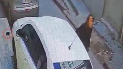 Kırıkkale'de yaşlı kadın, altın dolu keseyi kaldırımda unuttu