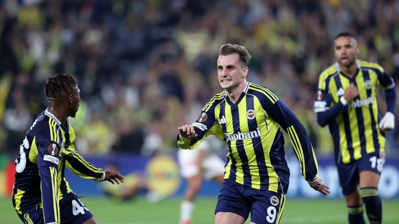 Fenerbahçe'nin Samsunspor maçı kamp kadrosu duyuruldu