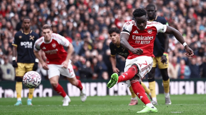 Arsenal, West Ham United karşısında iki golle güldü