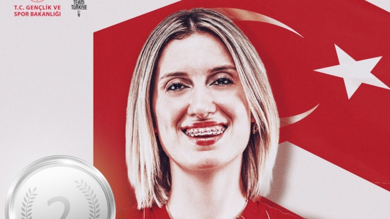 Fatma Damla Altın, Dünya Şampiyonası'nda ikinci oldu