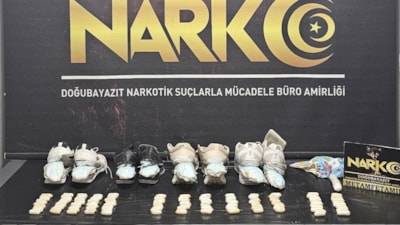 Ağrı'da narkotik operasyonu: 2,4 kilogram uyuşturucu ele geçirildi