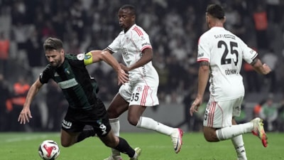 Beşiktaş'ta milli arada savunmaya özel çalışma