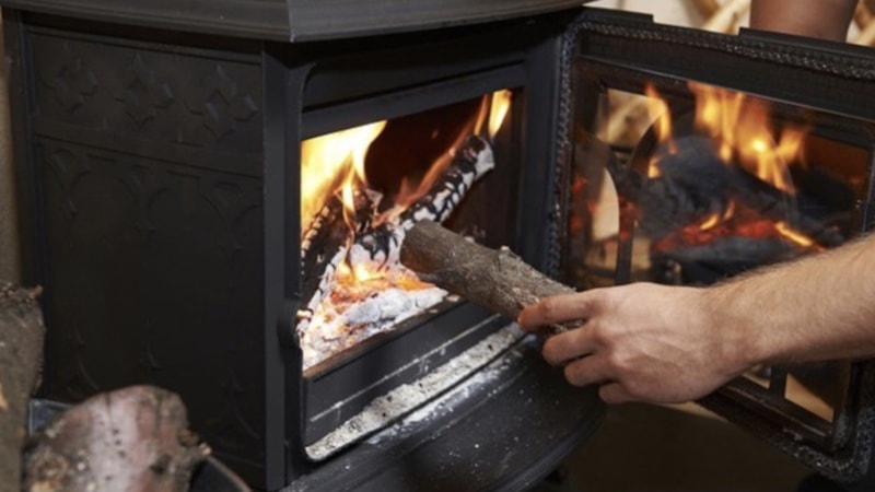 Kışa hazırlık: İşte soba ve şömine için en iyi yanan odunlar