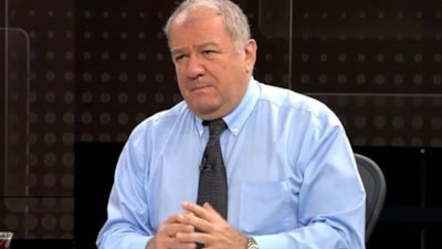 Cem Toker'den tesettürlü İngilizce öğretmenine: 7 milyar lira vergi verdiğimiz eğitim