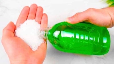 Bulaşık deterjanına bir miktar tuz ekleyin: Mutfaktaki en büyük sorunu çözün