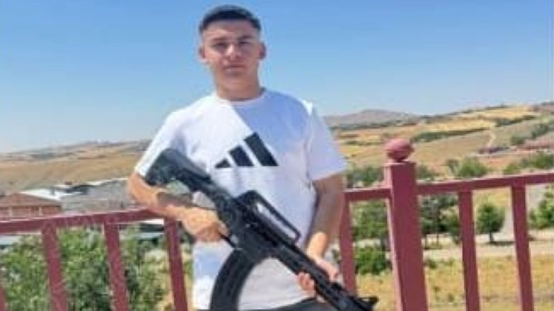 Ankara'da sosyal medya operasyonu: Silahlı paylaşım yapan 23 kişi yakalandı