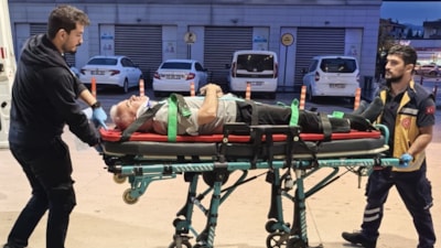 Bursa'da ceviz ağacından düştü: Ağır yaralandı