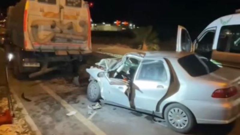 Aydın'da temizlik kamyonuna çarpan otomobilin sürücüsü öldü