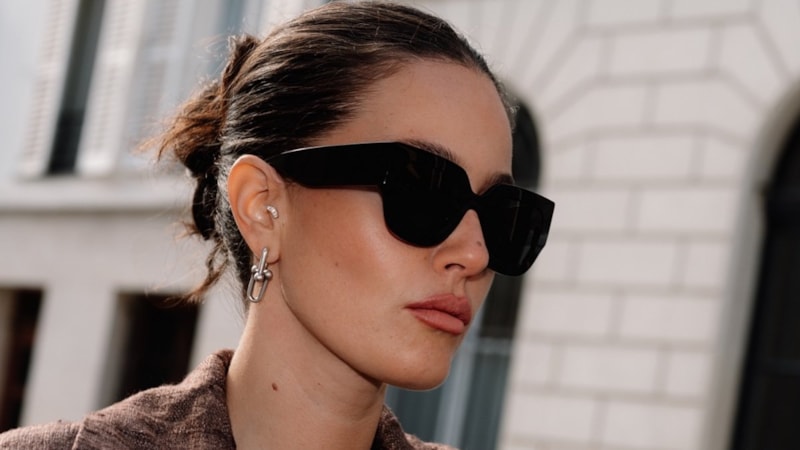 Oyuncu Pelin Akil Paris'e gitti! Pozlarıyla büyüledi