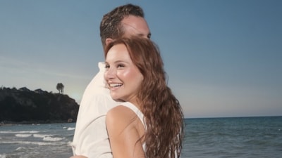 Doğumu bekliyor! Oyuncu Başak Gümülcinelioğlu'ndan karnı burnunda pozlar geldi