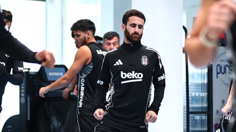 Beşiktaş günün ilk antrenmanında salonda çalıştı