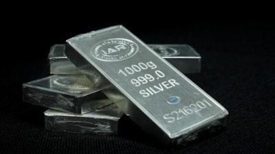 Gümüşün ons fiyatı 51 doları aşarak tüm zamanların rekorunu kırdı