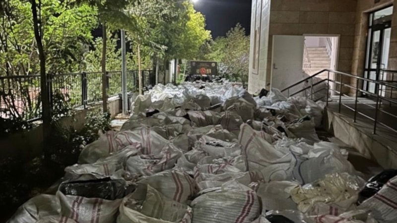 Şırnak'ta 32 milyon liralık gümrük kaçağı ürün ele geçirildi