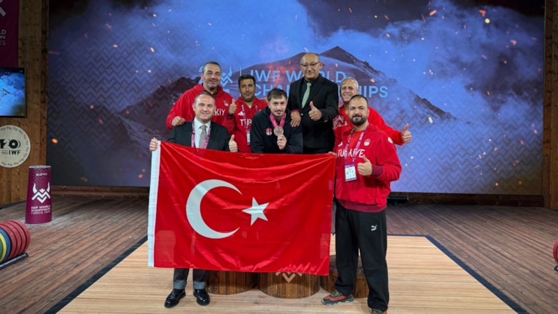 Milli halterciler, Dünya Şampiyonası'na damga vurdu
