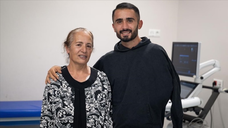 Ankara'da anne ve oğul, aynı gün kalp pili takılarak sağlığına kavuştu