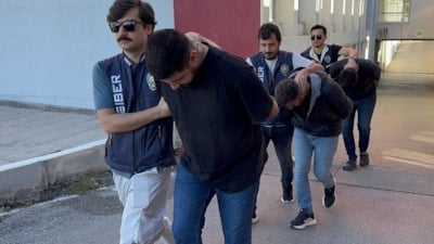 Adana'da 'sazan sarmalı' yöntemiyle 1 milyonluk dolandırıcılık