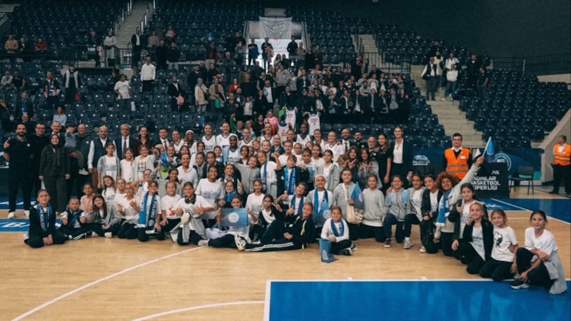 Emlak Konut, Kocaeli Kadın Basketbol'u yendi