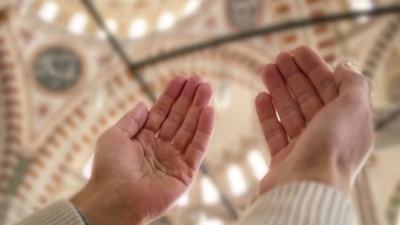 Pazartesi günü duası: Bereket ve murad için okunacak dua