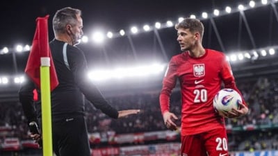 Sebastian Szymanski kornerden harika bir gol attı