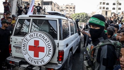 İsrail basını yazdı: Hamas, esirler salıverilmeden önce aileleriyle konuşmalarına izin verdi