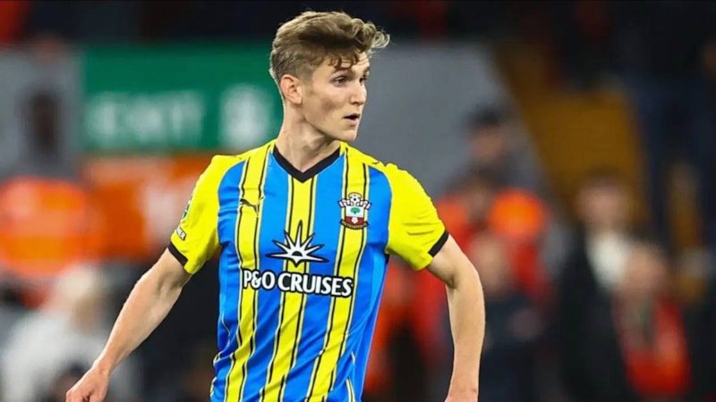 Elias Jelert, Southampton'da beklentilerden uzak kaldı